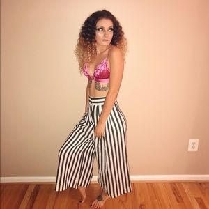 H&M stripped flow capri pants (high waist)